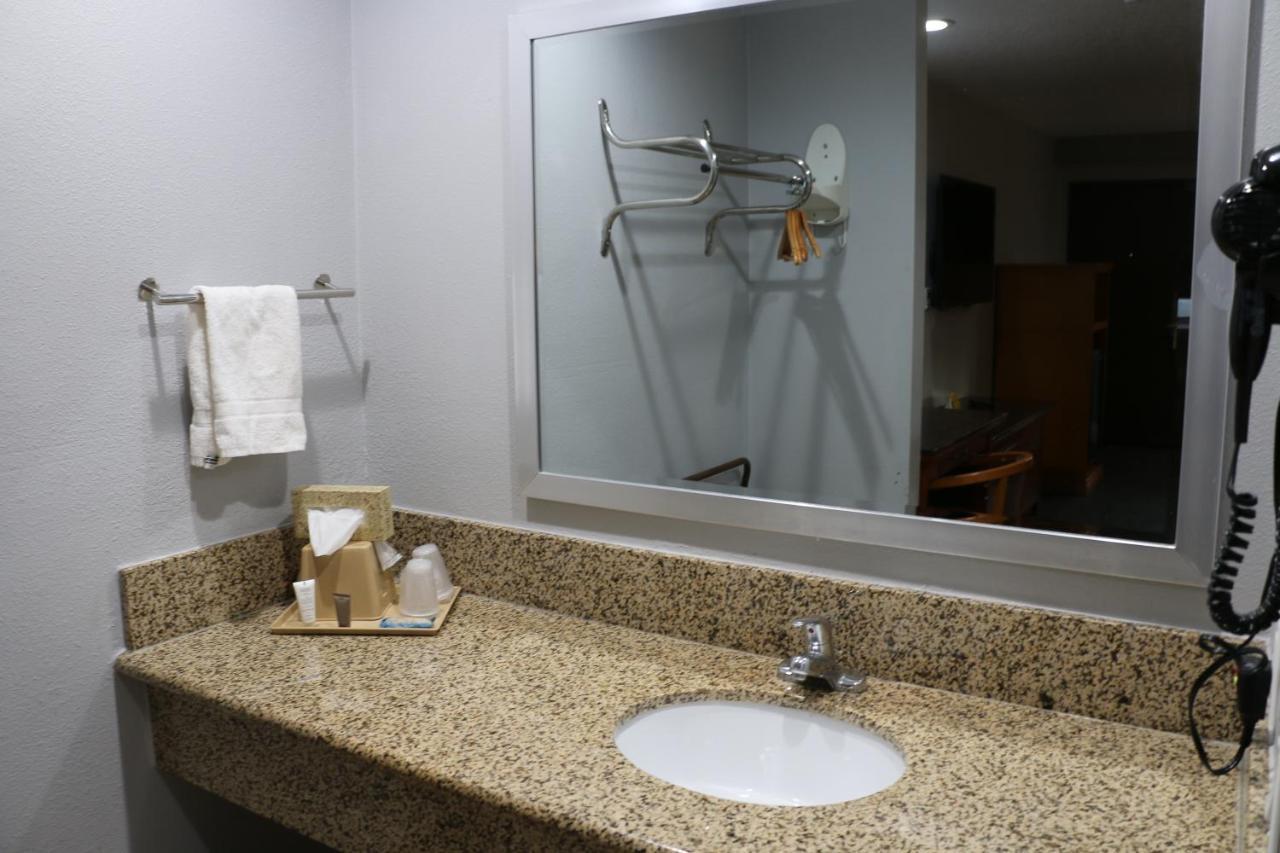Grand Park Inn Baldwin Park Exterior photo